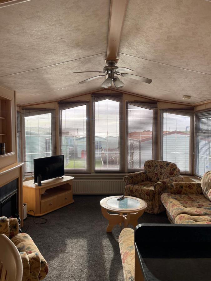 Immaculate 2-Bed Static Caravan At Monrieth Newton Stewart Extérieur photo