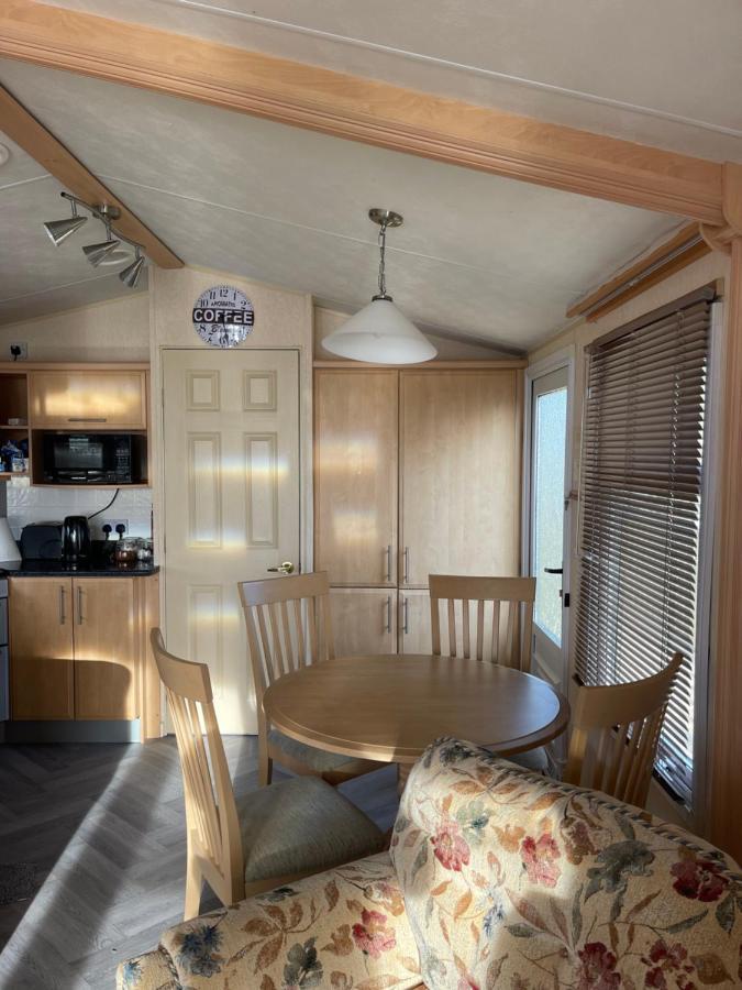 Immaculate 2-Bed Static Caravan At Monrieth Newton Stewart Extérieur photo